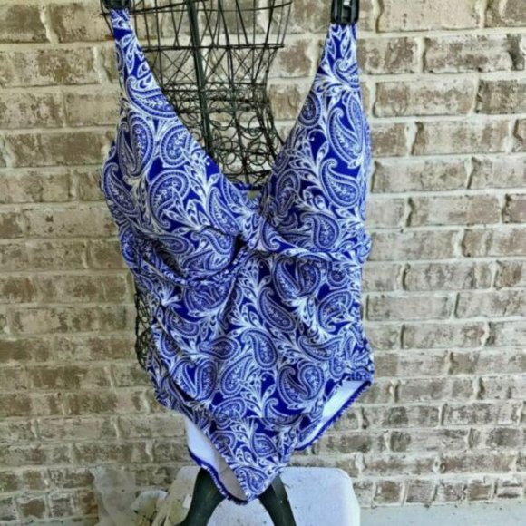 Swimsuits for All Blue White Paisley Swimsuit Size 12? See measurements … - Picture 1 of 12